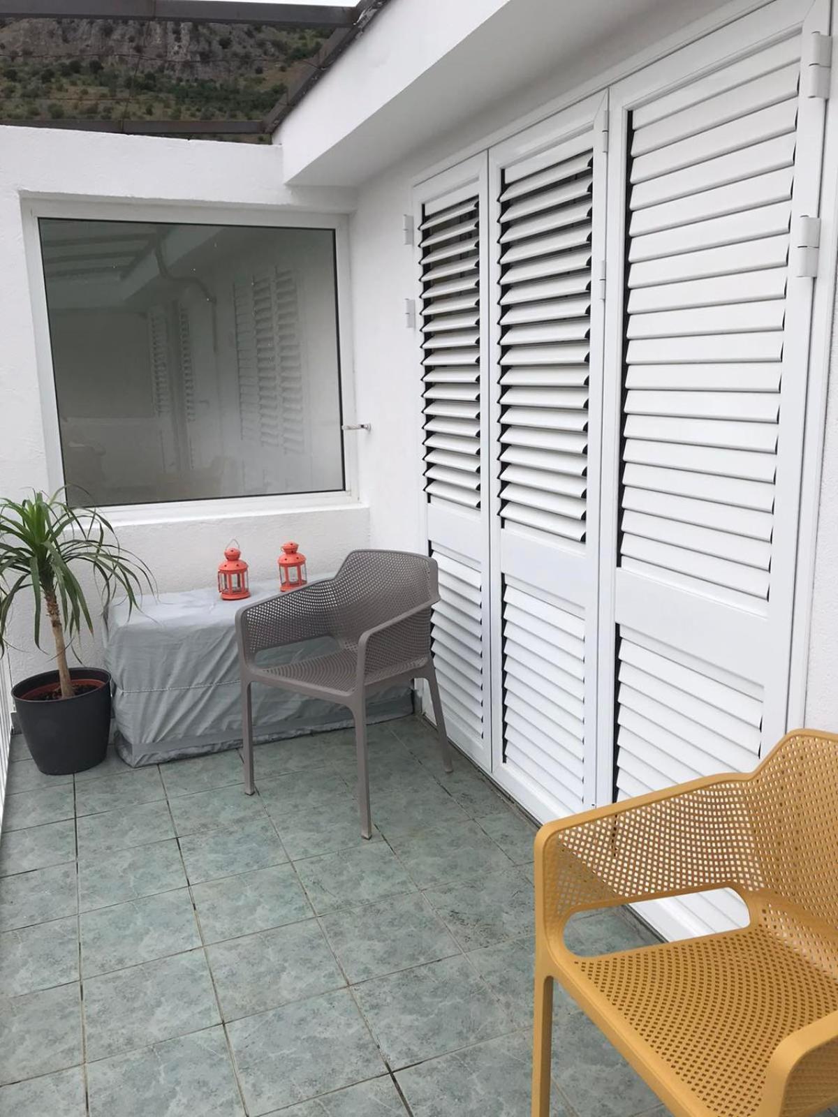 Apartments Vila Andja Sveti Stefan Rum bild
